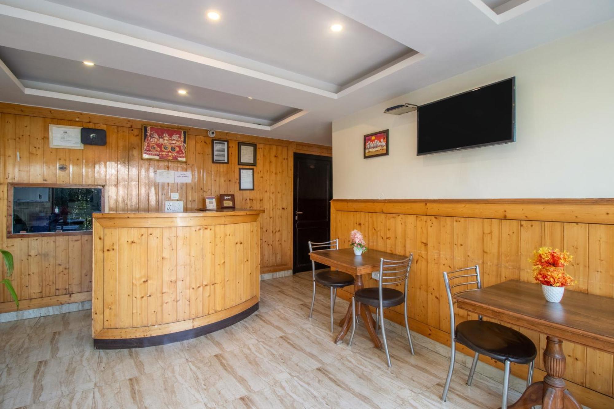 Itsy Hotels Avantika With Forest View Shimla Exterior foto
